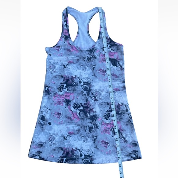 Lululemon Cool Racerback Tank Top Size 6 Moody Mirage White Deep Navy Floral - Picture 2 of 5